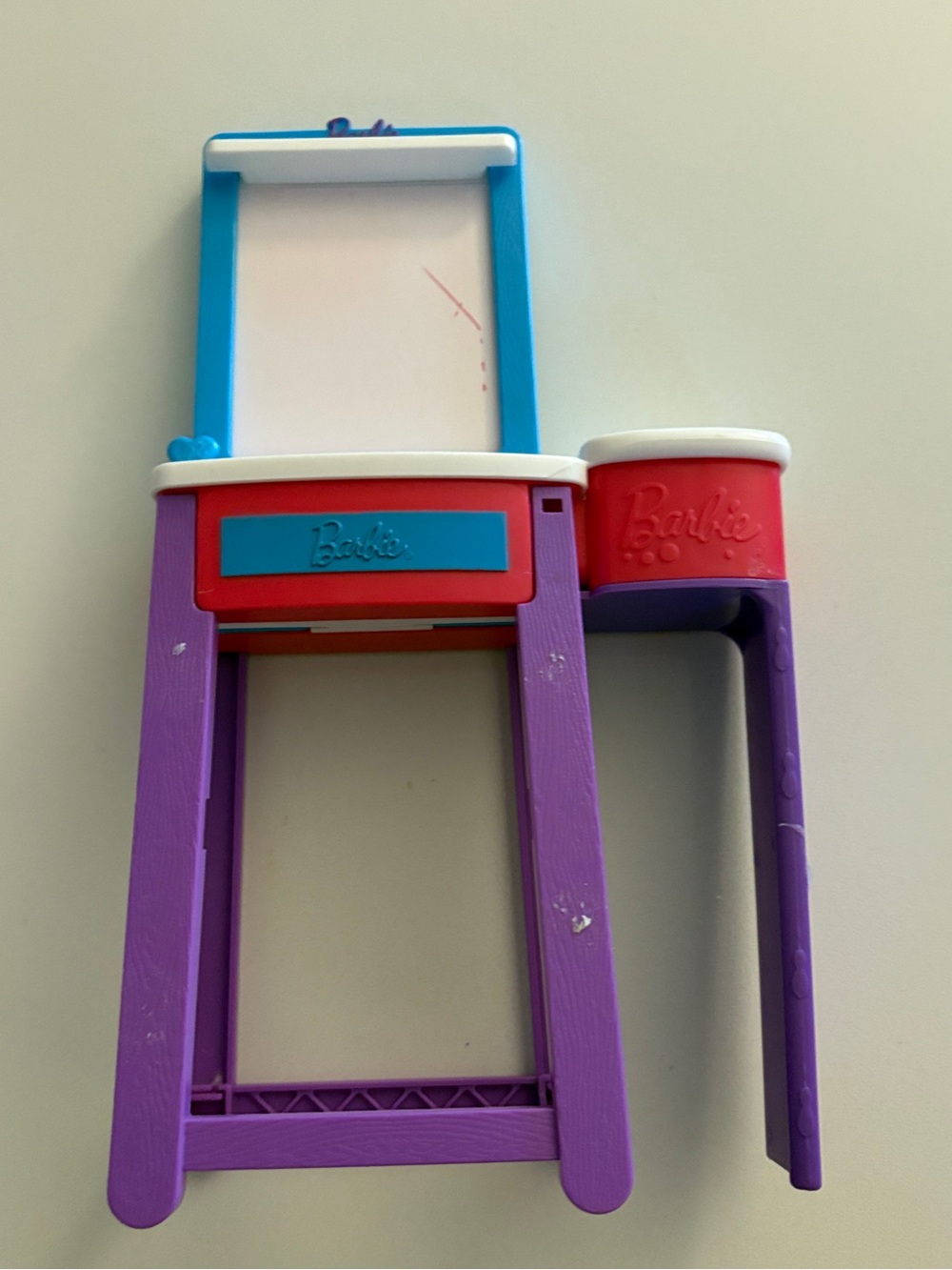 Barbie easel "I Can Be an Art Teacher"